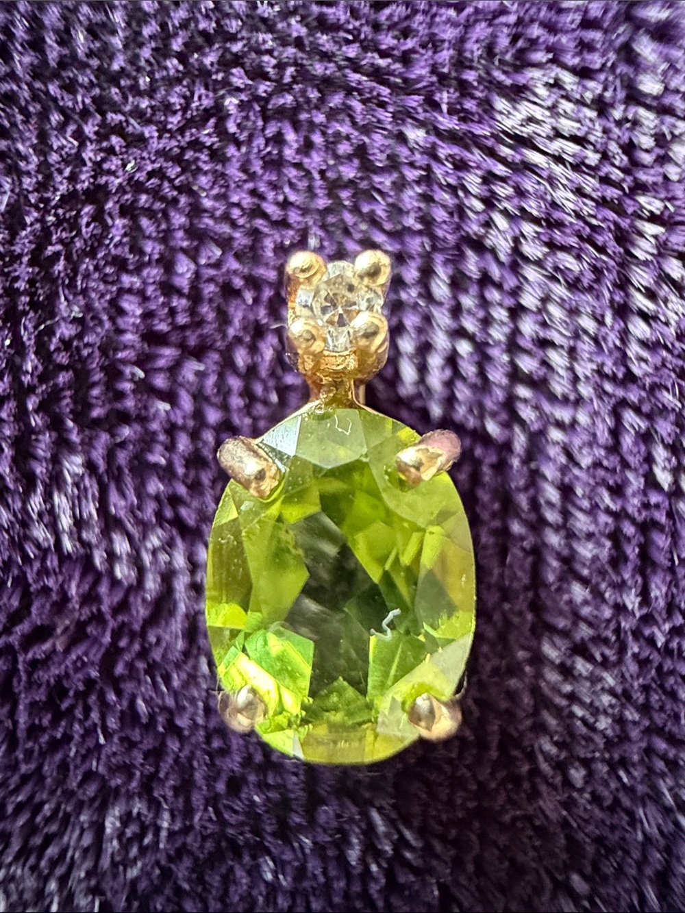 Solid 10K gold pendant with natural diamond and large green peridot